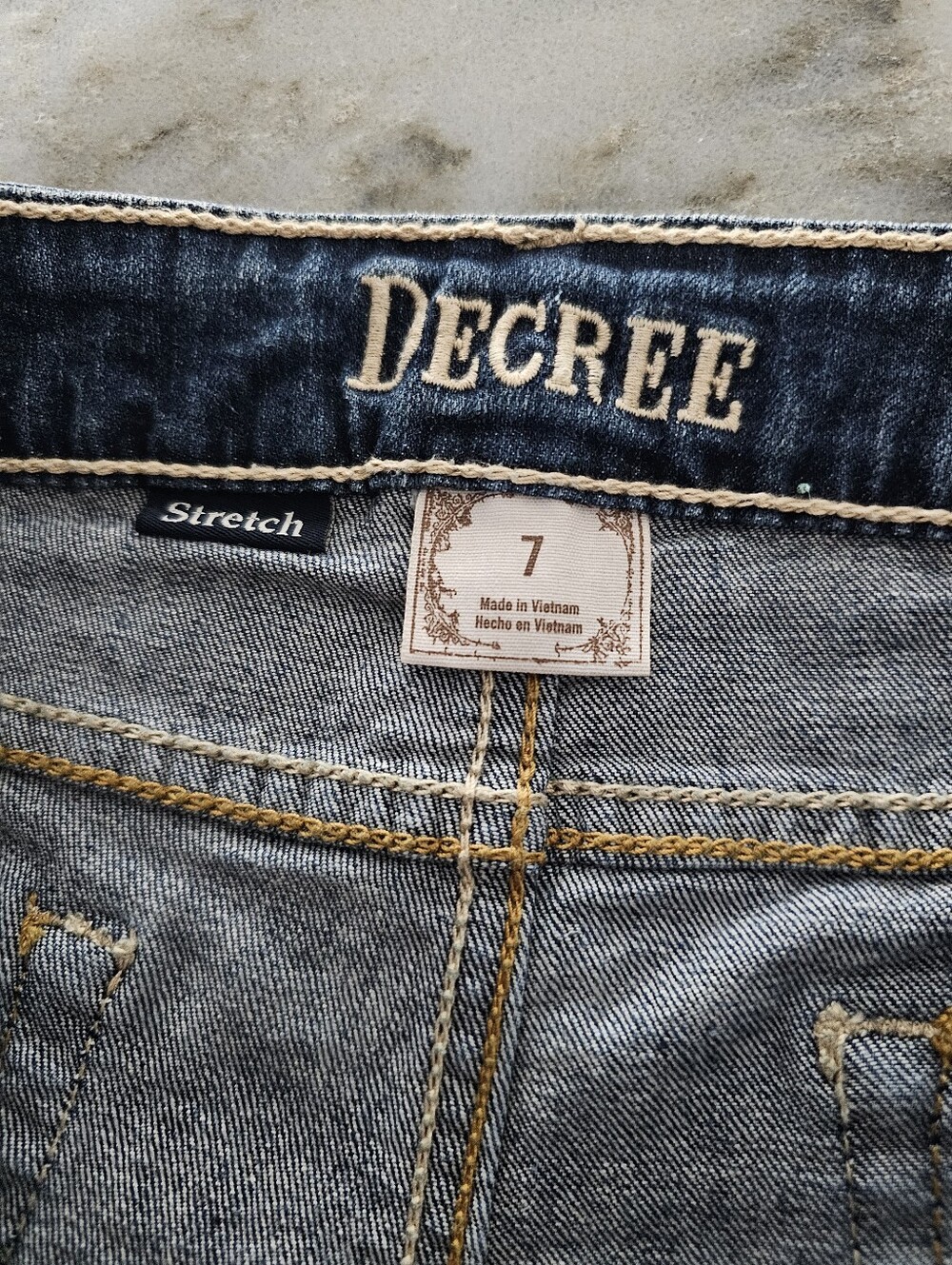 Decree Vintage Y2K Distressed Jean Shorts Size 7 Low Rise Micro Mini Bootie NWT - Picture 3 of 8